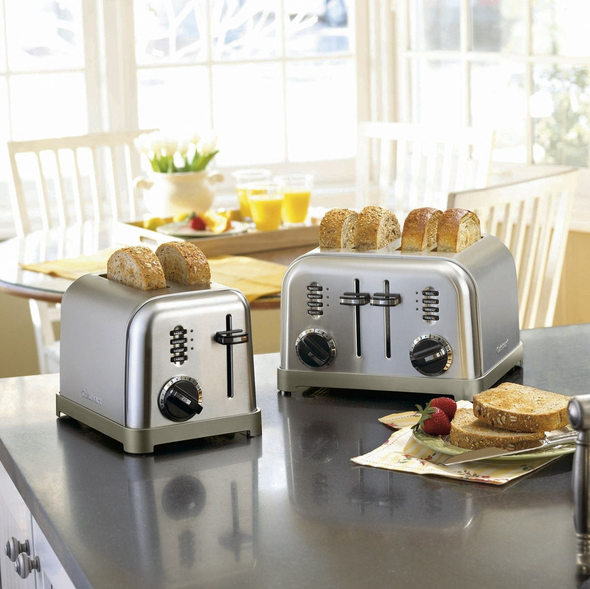 Metal Classic Toaster with 6 Settings, Stainless Steel, 4-Slices K7C8 - product image 3