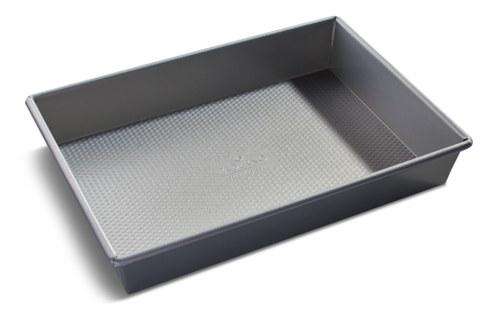 Professional Non-Stick Rectangular Cake Pan, 9 x 13-in K5H7 - product image 1