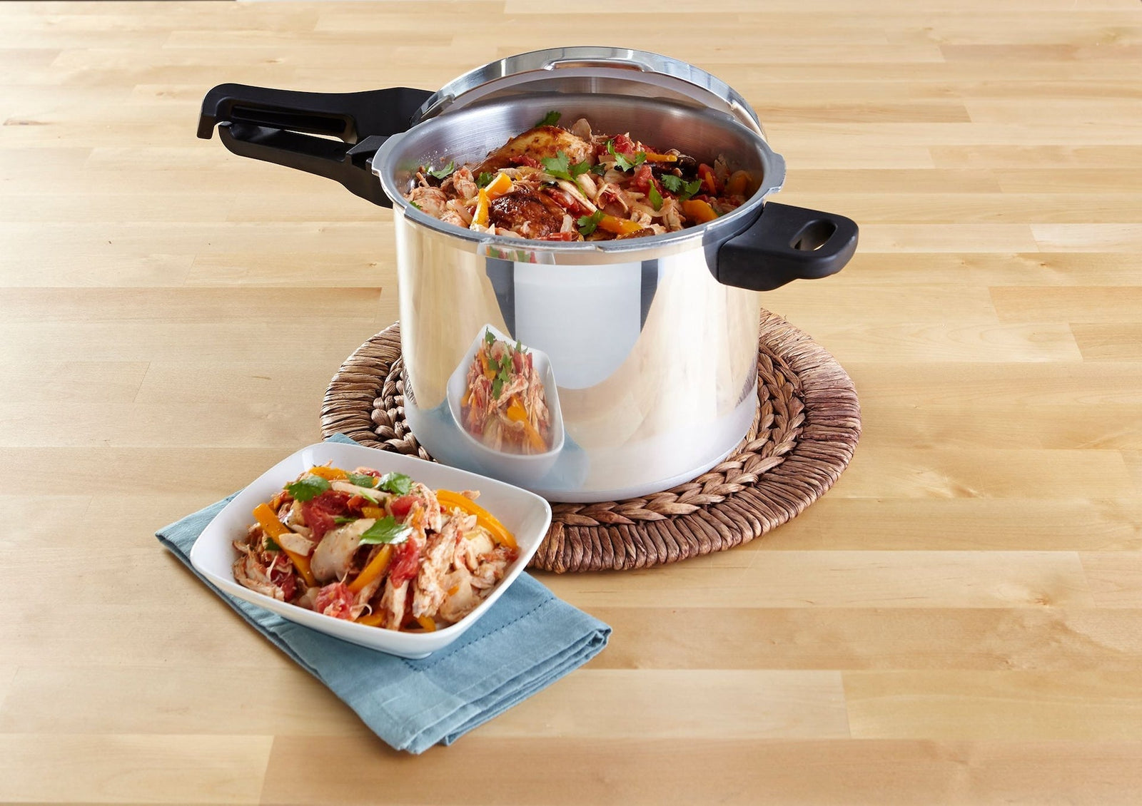 Stovetop Pressure Cooker, Aluminum, 7-qt A3M5 - product image 6