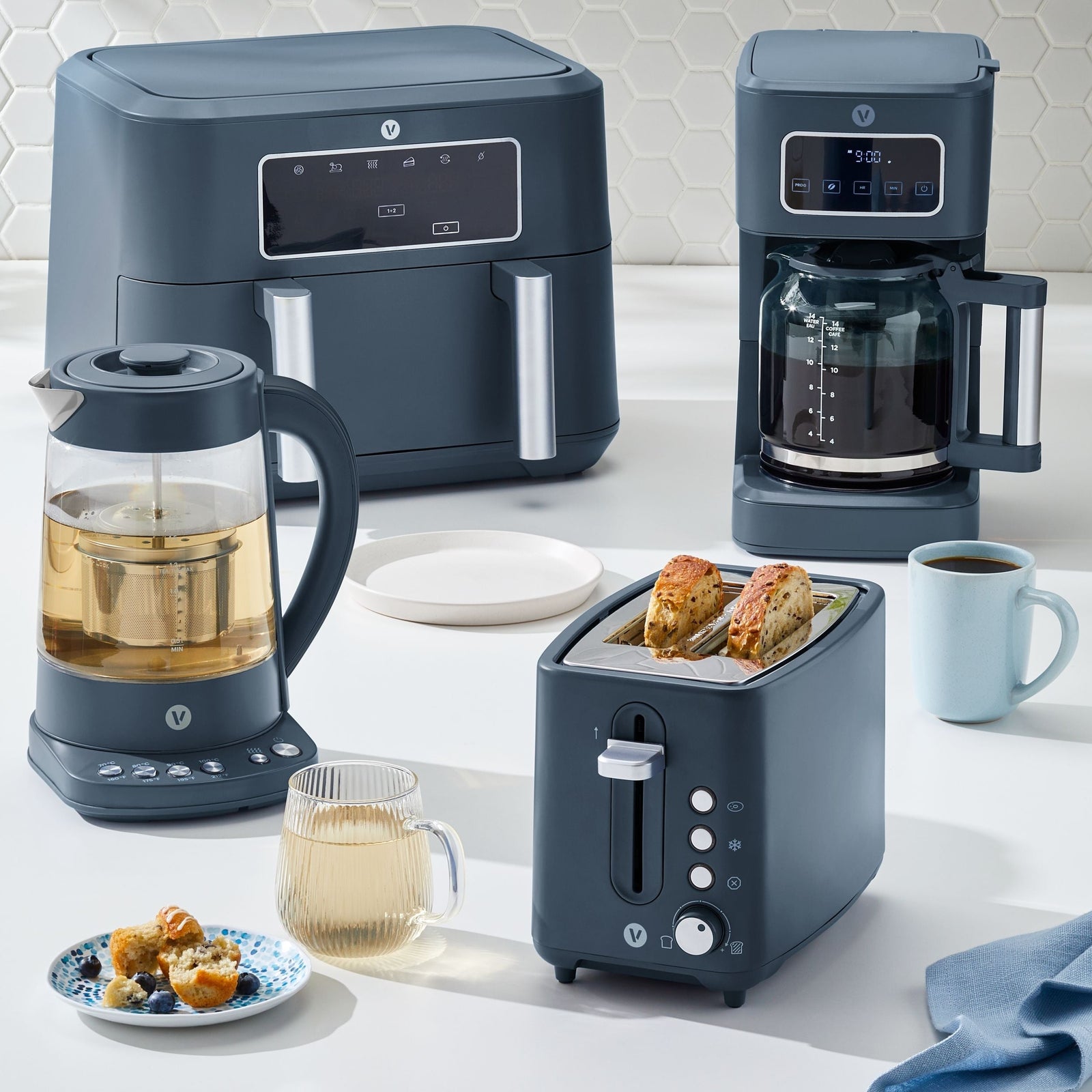 Colour Series Electric Variable Temperature Steeping Kettle, Bluefin, 1.7-L O7X8 - product image 6
