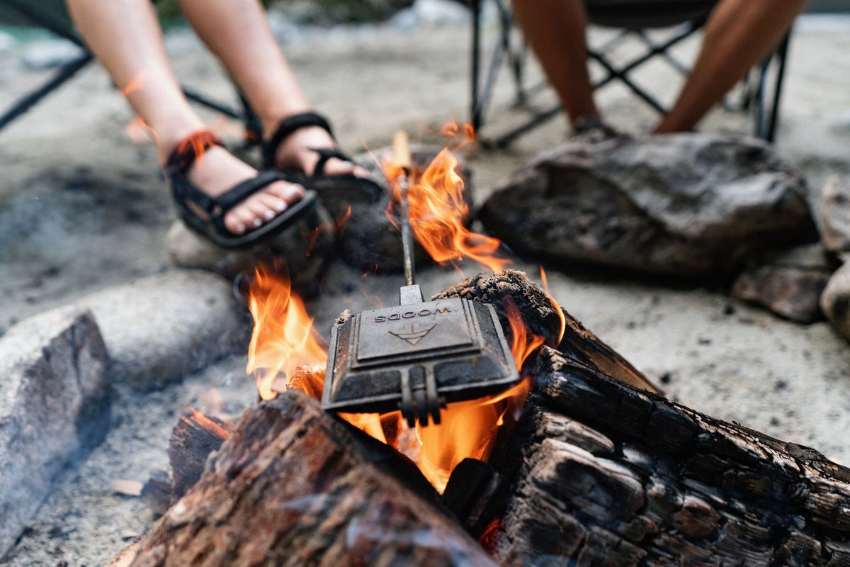 Cast Iron Non-Stick Camping Sandwich Toaster with Long Handle, 4x4-in B3I0 - product image 3